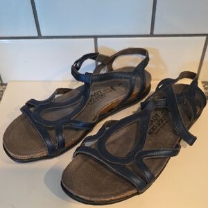 Naot Women's Navy Leather Strappy Sandals